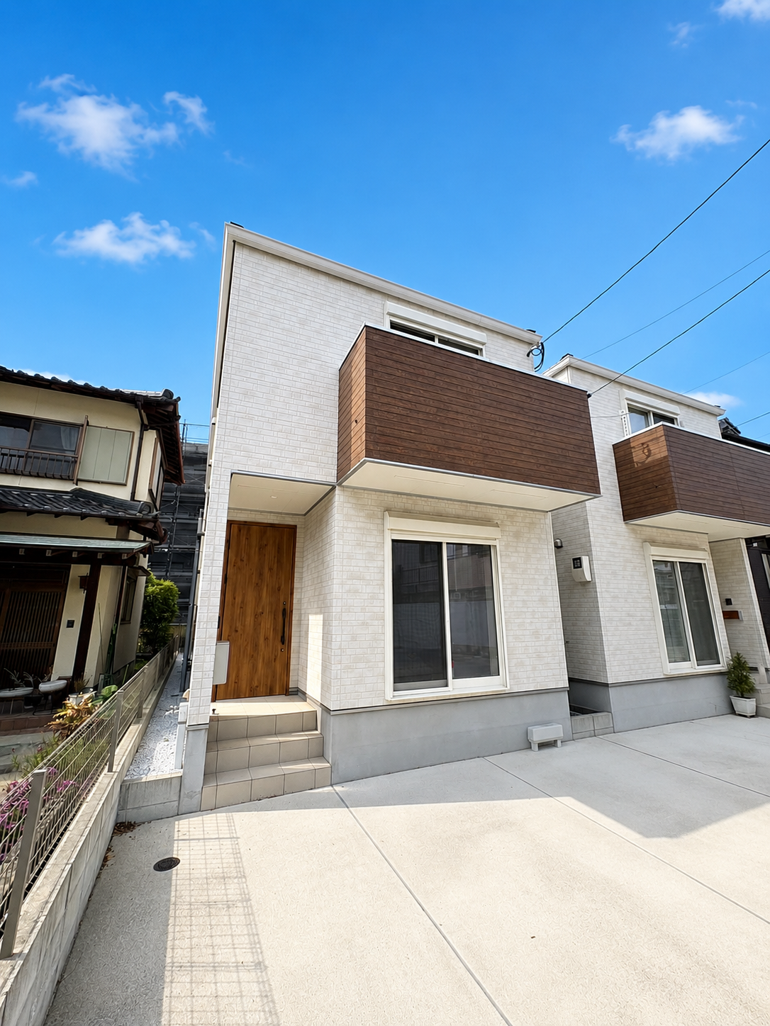 【春日市】小倉4丁目/2階建て/4LDK/築浅中古！